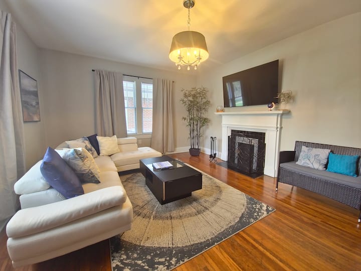 Chantilly Jewel - Charlotte, NC