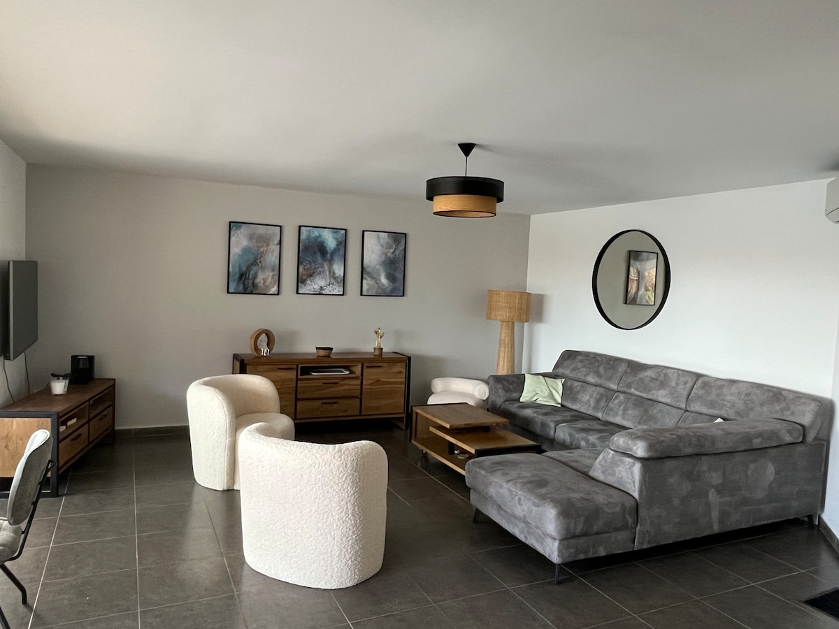 Top Airbnb: Villa Géraldine avec piscine privée chauffée à Lecci