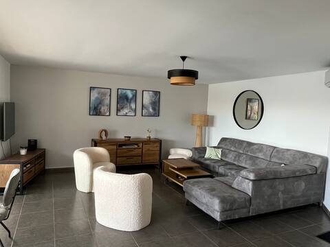 Top Airbnb: Villa Géraldine with private heated pool à Lecci