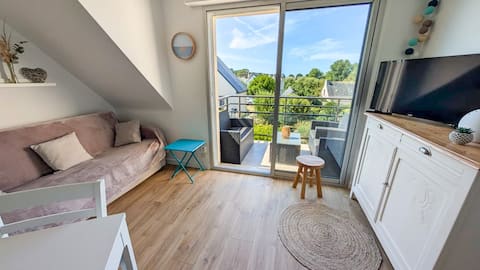 Top Airbnb: Small, charming, and cozy apartment, garage, bikes in Saint Pierre Quiberon