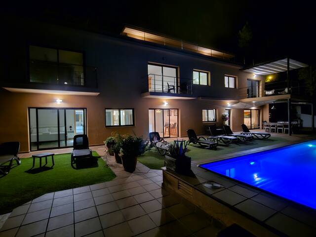 VILLA LA CALA with swimming pool & sea view gallery image 2