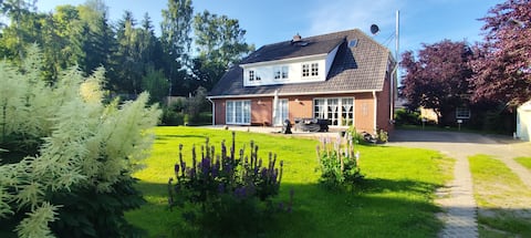 "Die kleine Klecks" on the Jasmunder Bodden