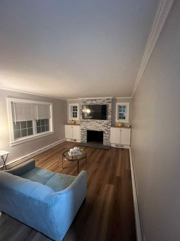 Bedroom 02 - Bethel, CT
