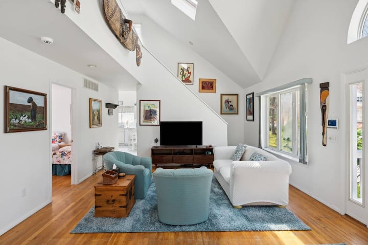 Sag Harbor Beach 4-bedroom  Home With Pool - Bridgehampton, NY