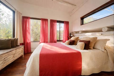 La Cayetana, 15 Min from the Airport, Private