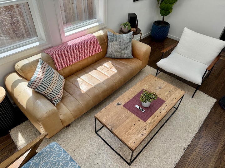 Cute Beach House With Skylights And Open Spaces - Pacifica, CA