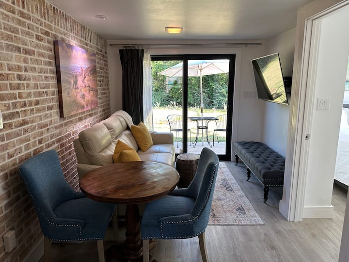 Luxury Historic Stay + Garage | Near Tarleton - Stephenville, TX