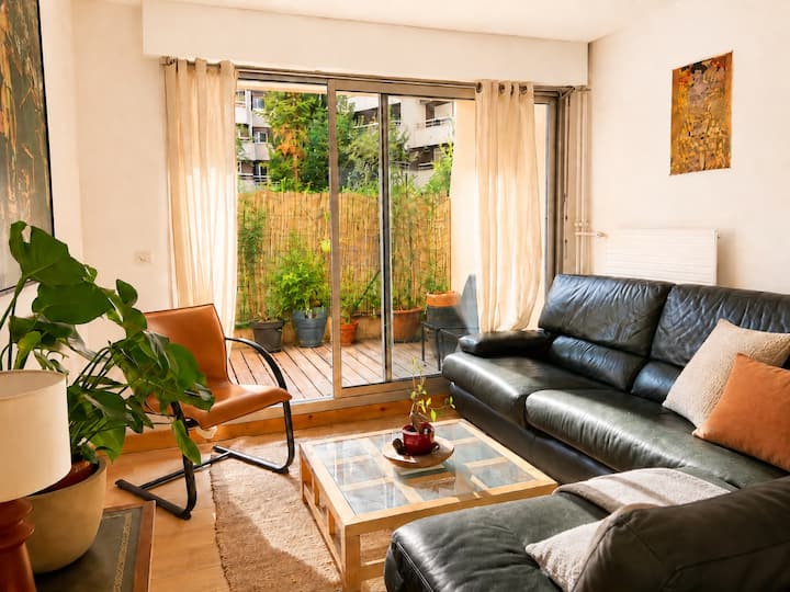 Havre De Paix Avec Grande Terrasse En Plein Paris - Paris