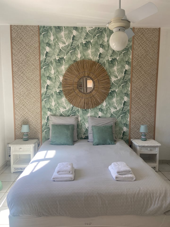 ห้องนอน 1 บ้านที่ออกแบบมาอย่างพิถีพิถัน 