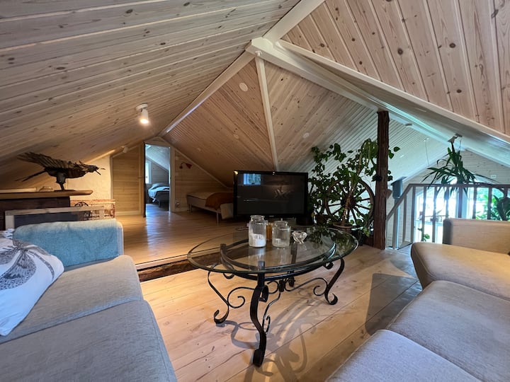 Renovated Old Cottage With Own Lake And Stream. - Sala