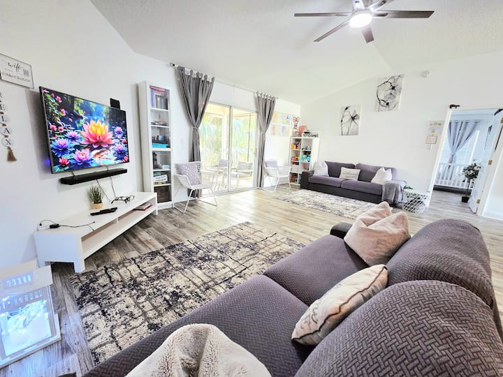 4bd/2bath,6beds+ 1folding Bed, I-295,17,nas - Jacksonville, FL