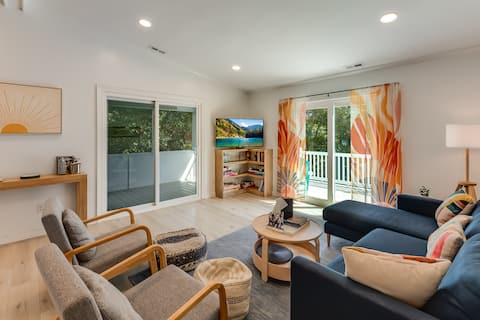 Successful Airbnb property: Oceanside Oasis, Walk to Beach, Near Everything in Crystal Coast