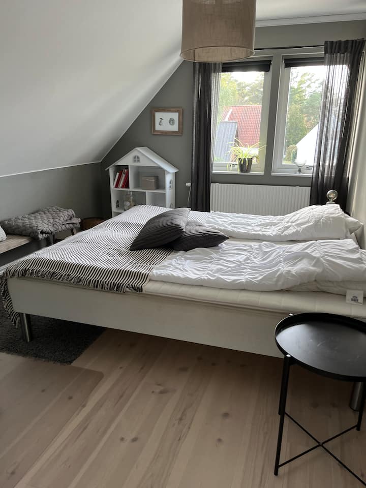 غرفة النوم 2