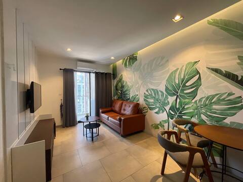 Elegance condominium