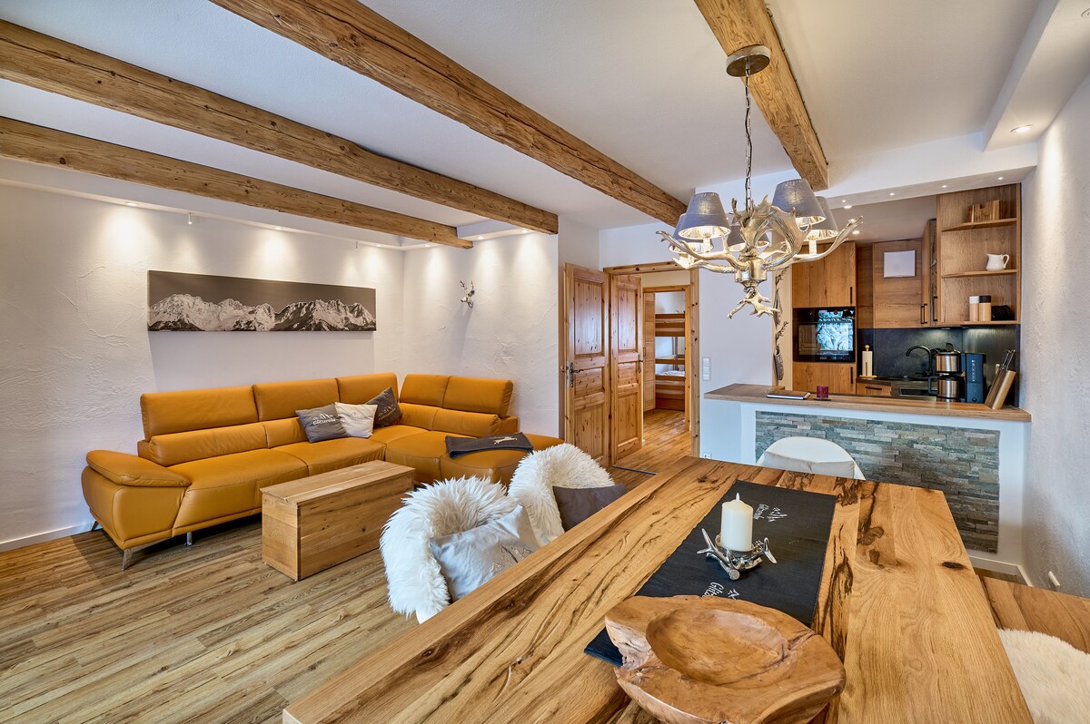 Erfolgreiche Airbnb-Immobilie: Glitzeralm apartment - private - Reit im Winkl in Reit Im Winkl