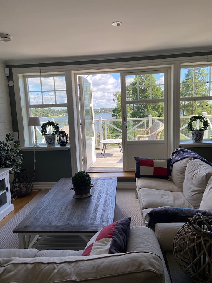 Havsnära Villa - Vaxholm