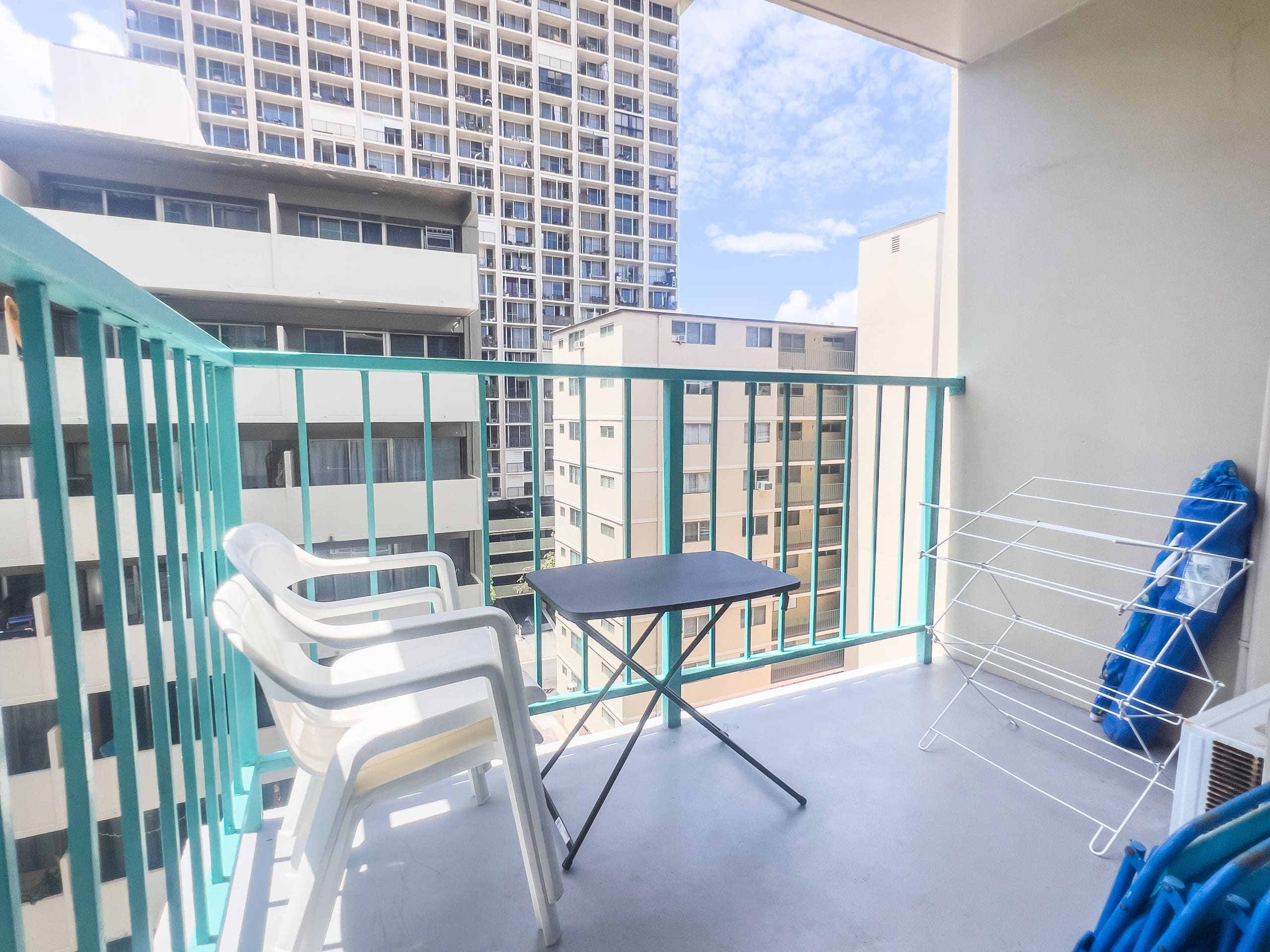 Condo in Honolulu · ★4.87 · Studio · 1 bed · 1 bath - Image 24