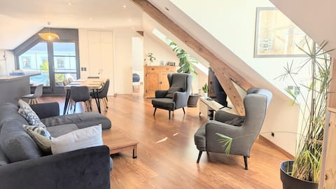 Successful Airbnb property: Large and beautiful 4-room apartment in the historic center in Chambéry