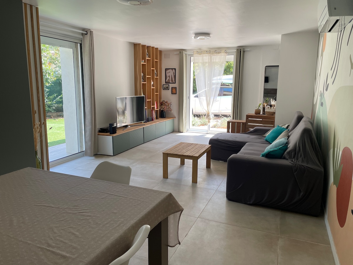 Top performing Airbnb: Villa Aix en Provence, quiet, close to amenities in Aix En Provence