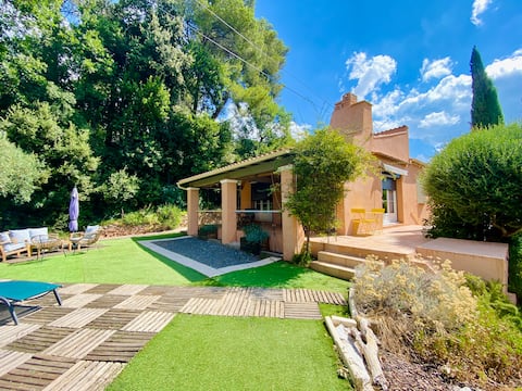 Charming villa with pool