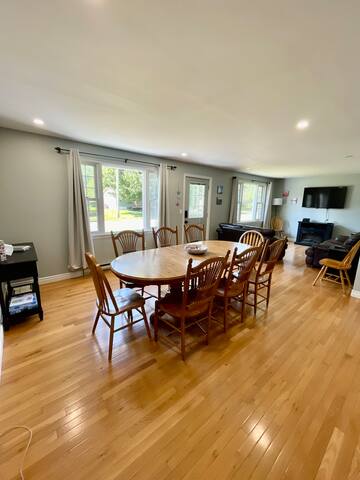 Getaway St Andrews – Spacious Vacation Home gallery image 2