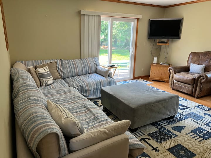 მისაღები ოთახი 1