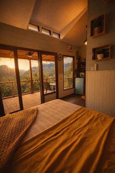 Breathtaking Views ! 25 minutes to SJO Airport !