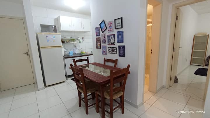 Apartamento De Dois Quartos Com Churrasqueira - Palhoça