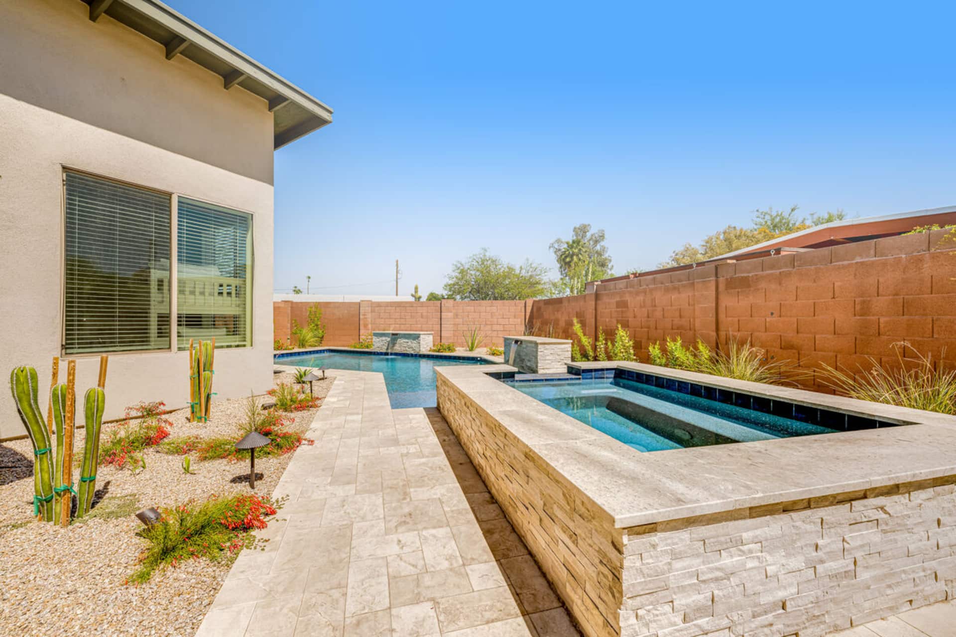 Stylish 4BR | Pool | Fireplace | Patio