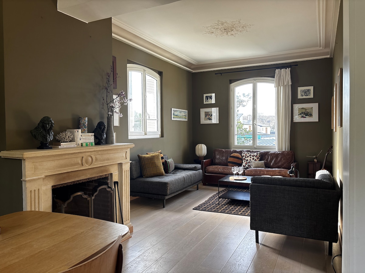 Top performing Airbnb: Nice private villa, bordering Trouville sur-mer in Trouville Sur Mer