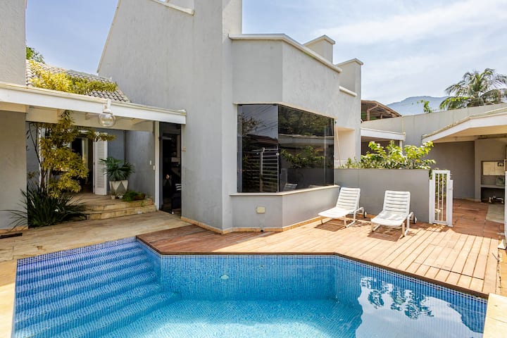 Casa Em Maresias C/ Vista Mata Px Comércio