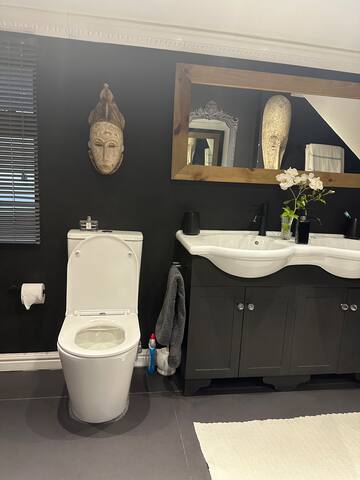 The Ivy Mountain view Retreat gallery image 3