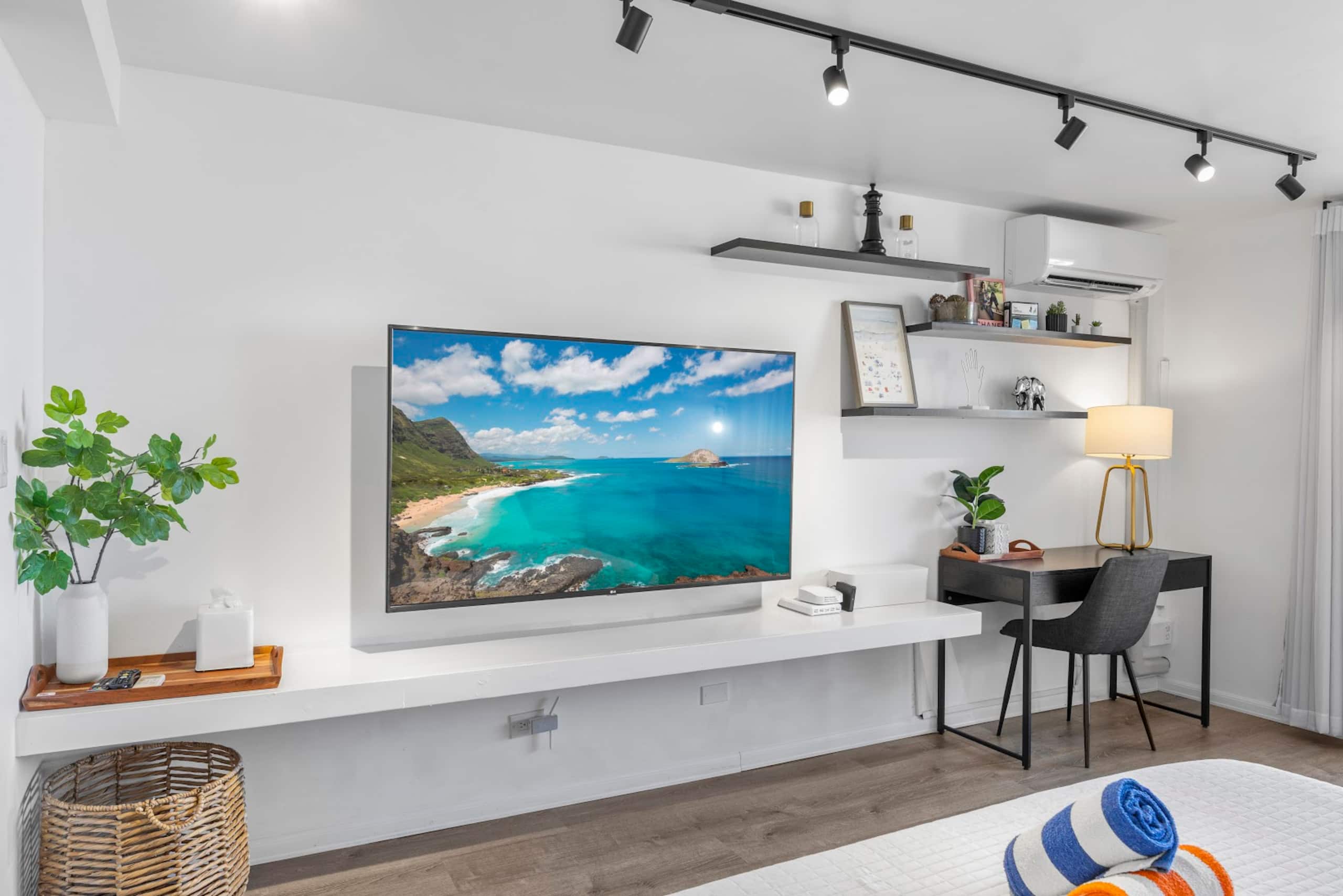 Condo in Honolulu · ★4.94 · Studio · 2 beds · 1 private bath - Image 3