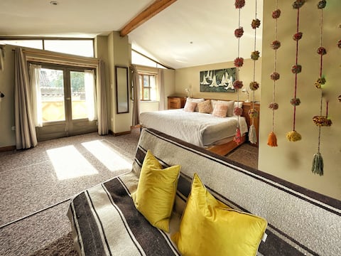Popular Airbnb listing: Cabin with Urubamba River View | Wi-Fi, Fire Pit, Balcony in Urubamba