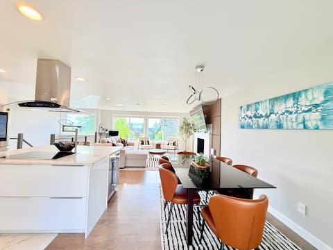 Modern 4BR/3BA Home Near SeaTac Airport/Downtown