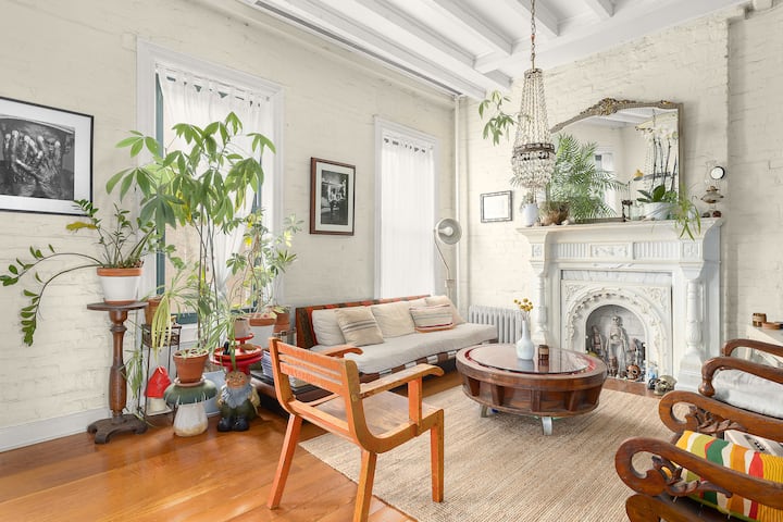 Beautiful Landmarked Duplex - Brooklyn, NY