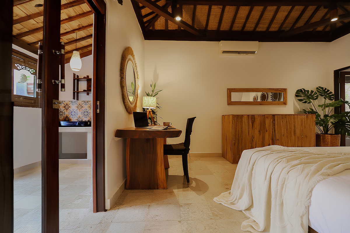 Villa in Kecamatan Ubud · ★4.43 · 1 bedroom · 1 bed · 1 private bath รายการ Airbnb เปรียบเทียบ