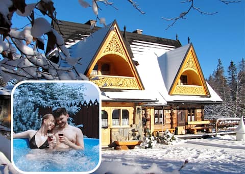 Bajkowa Folk. Chalet No 1 with hot tube.