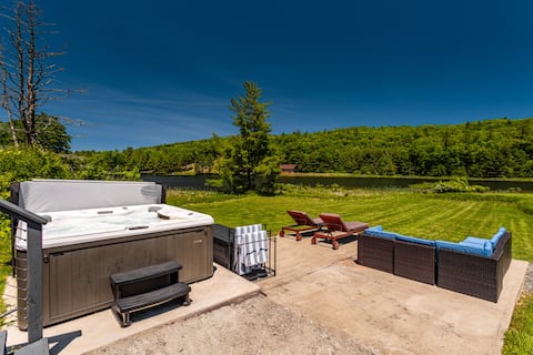 Gorgeous Waterfront w/ Hot Tub and Game Level