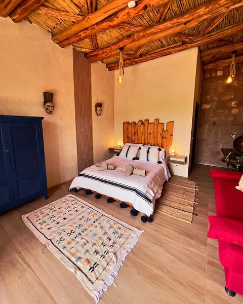 Soo Bin l'Amandier House