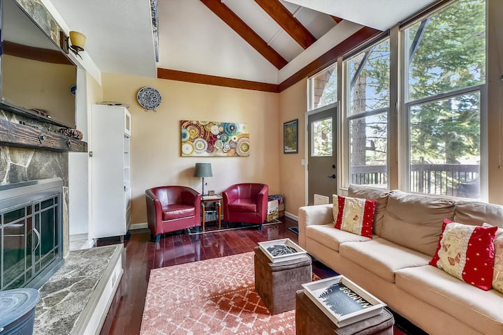 Tahoe City Getaway Condo - Lake Tahoe