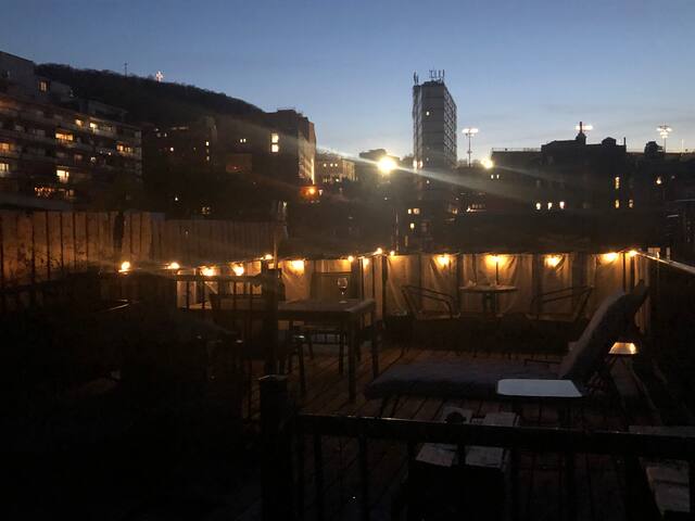 Stunning three bedroom condo with rooftop terrace