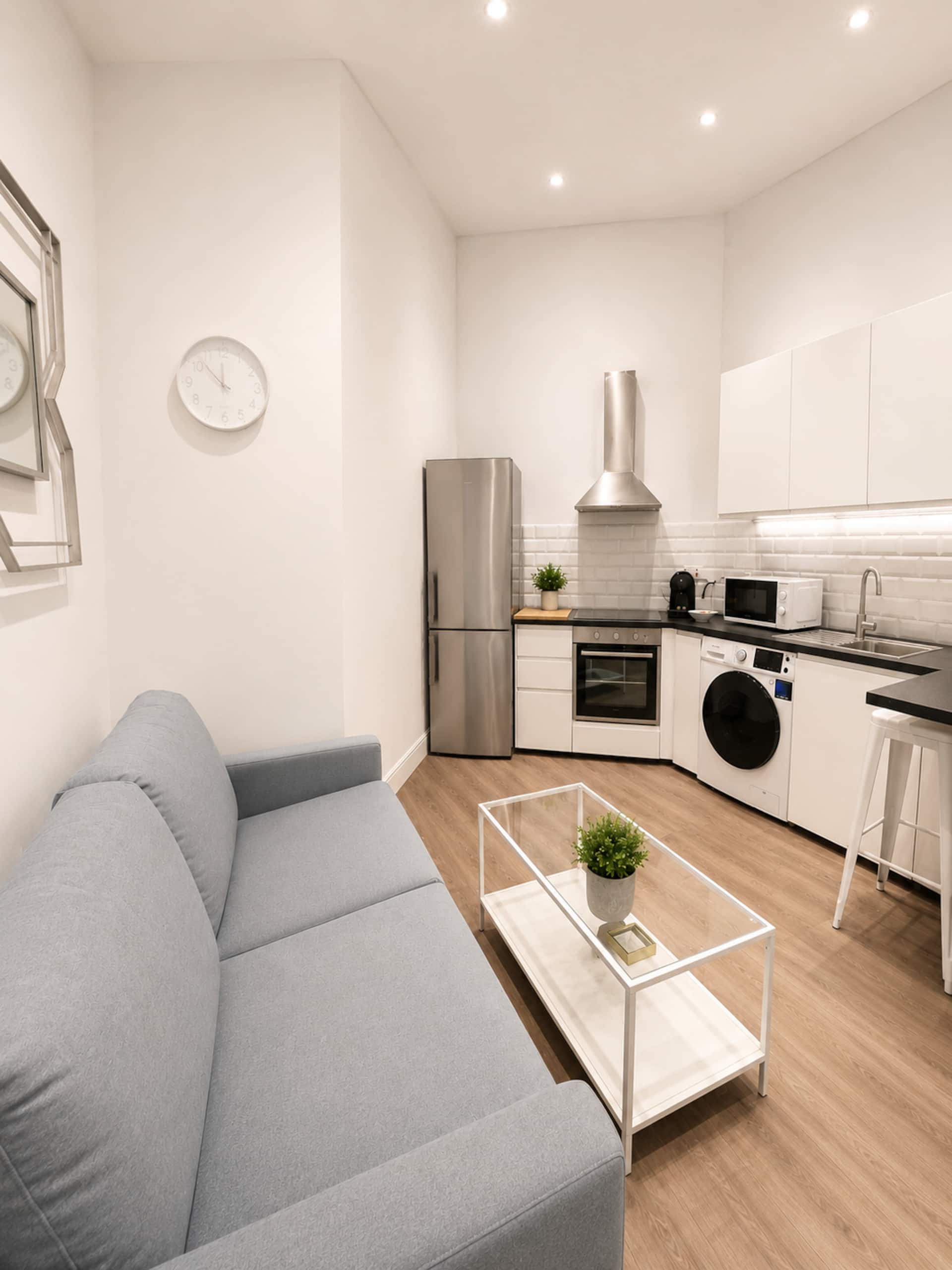 Grand Central House - Classic Two Bedroom