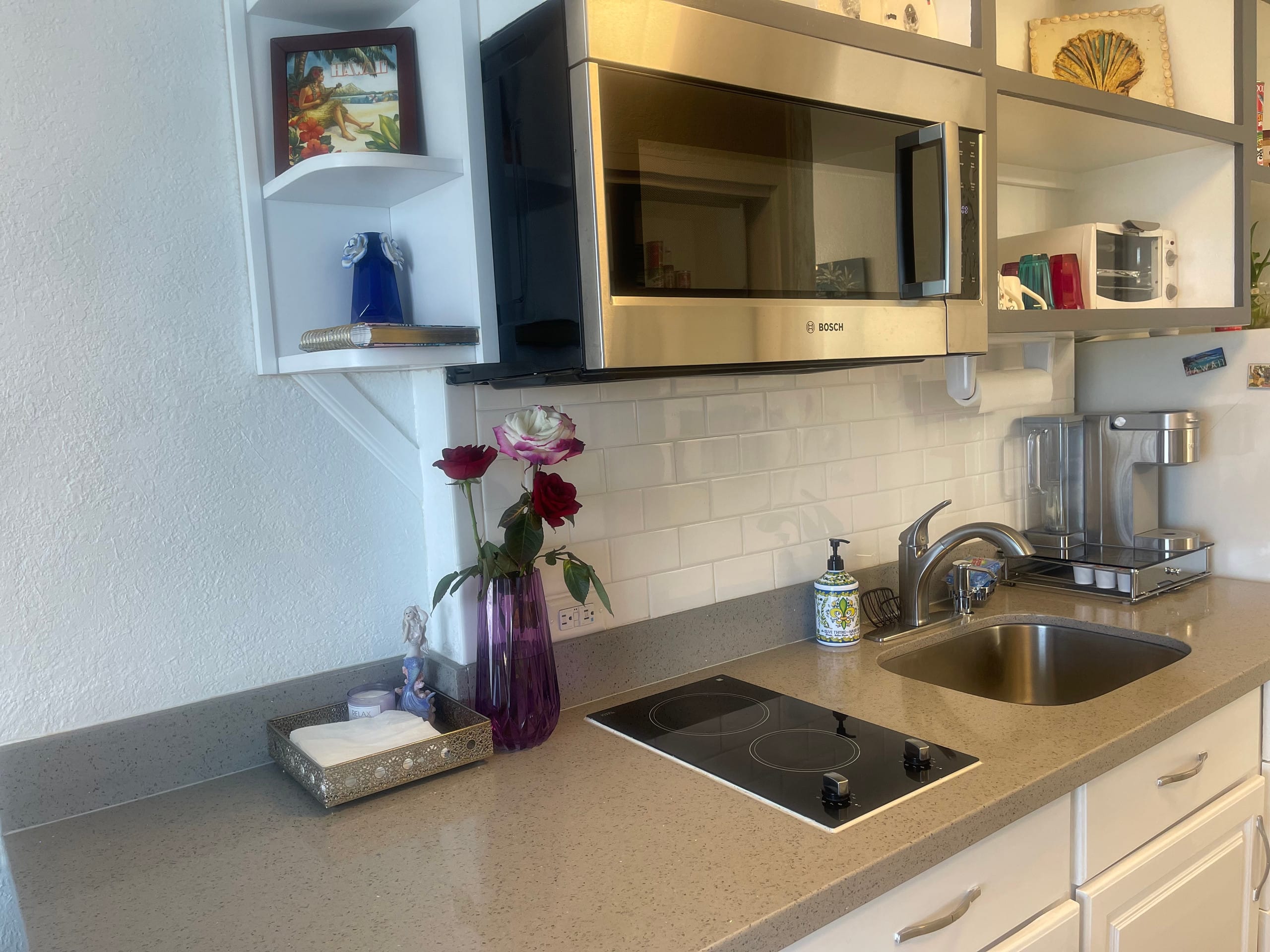 Aloha Luxe in Waikiki/convention center/oceanfront - Image 1