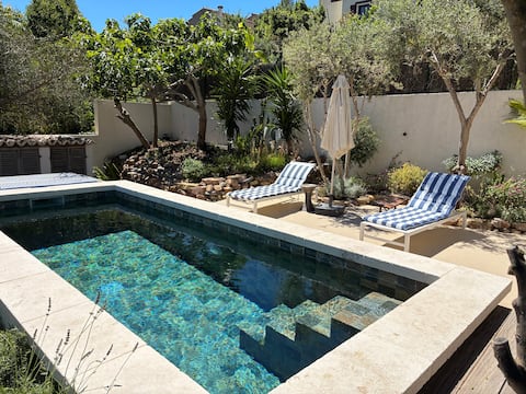 Charming house with pool, sea view 4 bedrooms 2 bathrooms