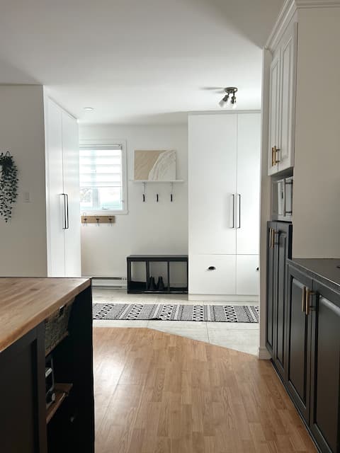 Peaceful haven overlooking the river – CITQ 310143