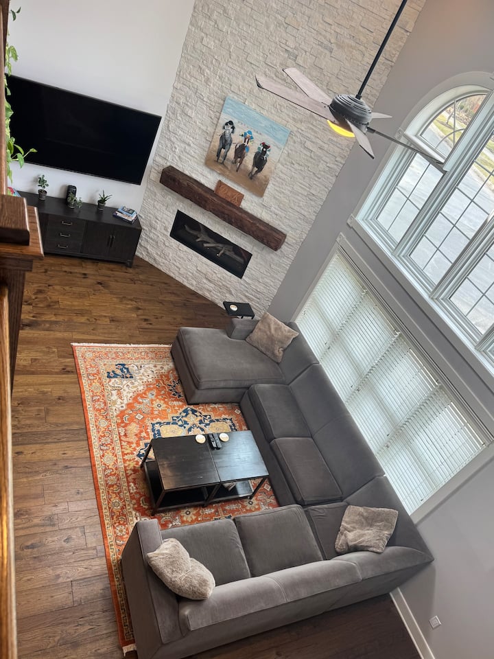 Modern Home, Steps From Downtown Saratoga - 薩拉託加斯普林斯