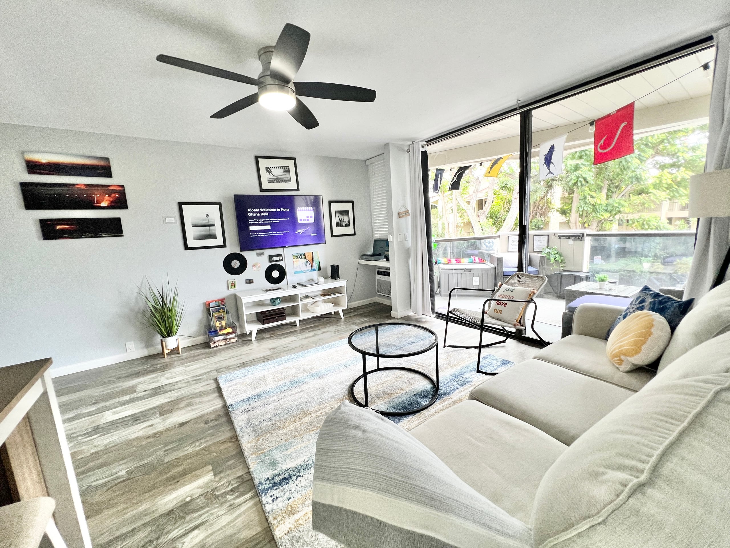 Condo in Kailua-Kona · ★4.99 · 1 bedroom · 2 beds · 1 private bath - Image 2