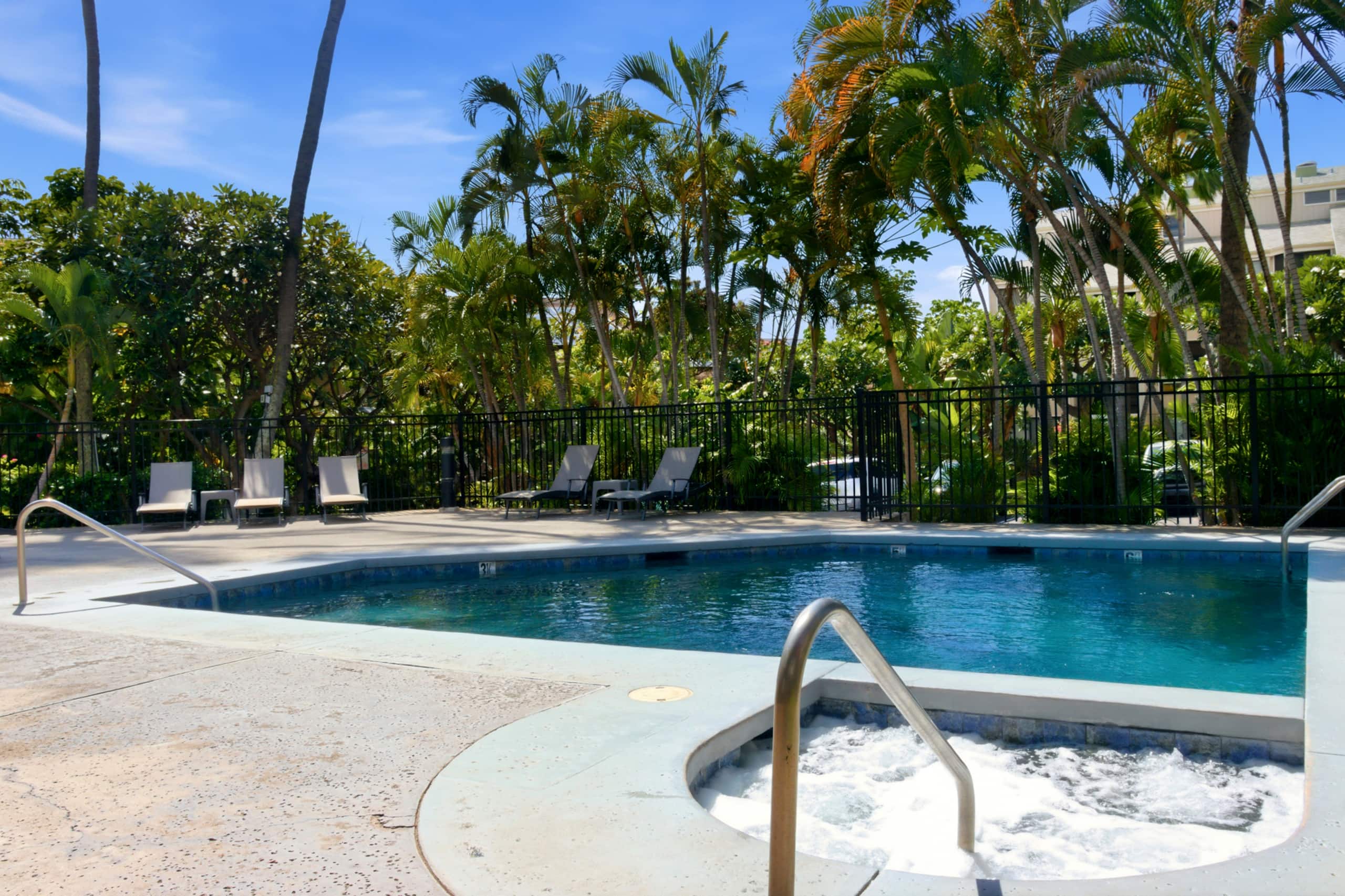Condo in Kailua-Kona · ★4.99 · 1 bedroom · 2 beds · 1 private bath - Image 27