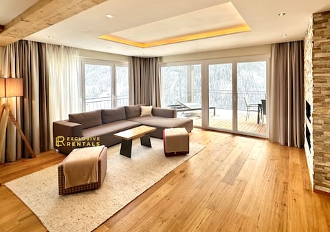 2 luxury apartments with spa + pool + view near Ischgl